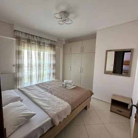 Alexanderos Apartman *